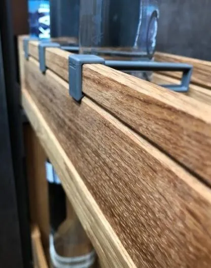 Бутылочница из дуба TETRIS Tandem 150 глухая стенка напр. Blum полн. выдв. плавное закр. крепление правое