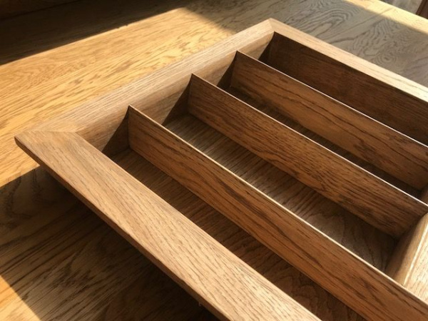 Лоток TETRIS для стол. приборов в ящик Blum TANDEMBOX дуб в базу 450