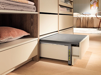 Z95.4101 SPST41 SPACE STEP Цокольная система для базы глубиной 450 мм