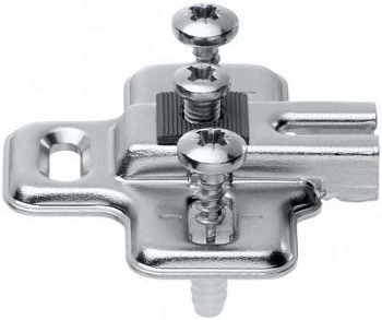 194K6100E Ответная планка петли 91K95x0