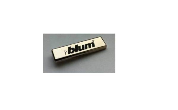 90M2603 Заглушка Blum на плечо вкладных петель Правая