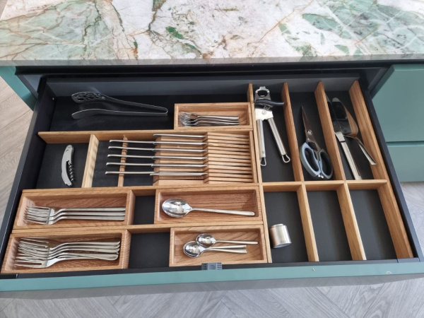BLACKWOOD HORIZON панель многофункц. в LEGRABOX500 в базу 600