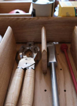 Лоток TETRIS V2 в высокий ящик Blum TANDEMBOX дуб в базу 600