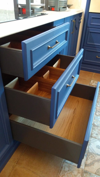 Лоток TETRIS V6 в высокий ящик Blum LEGRABOX дуб в базу 1200